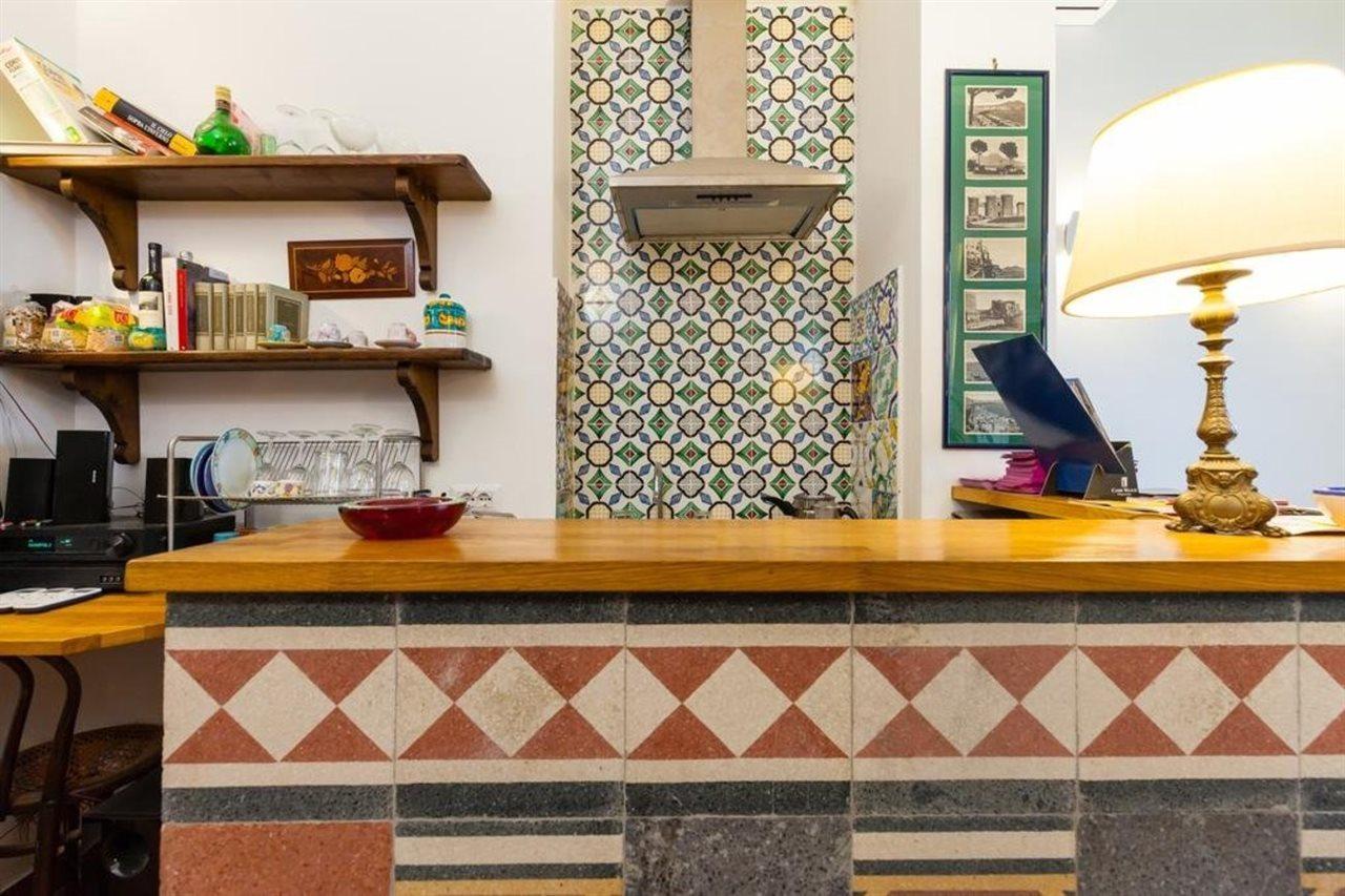 Don Pedro Rooms Vicere Di Toledo In The City Center Neapel Exterior foto