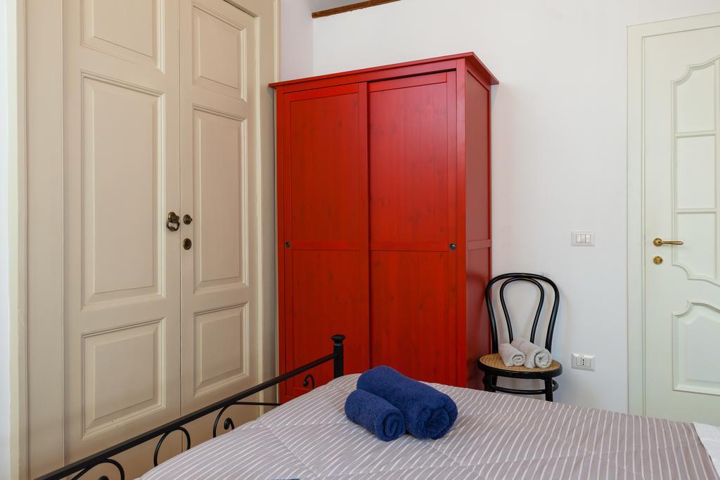 Don Pedro Rooms Vicere Di Toledo In The City Center Neapel Exterior foto