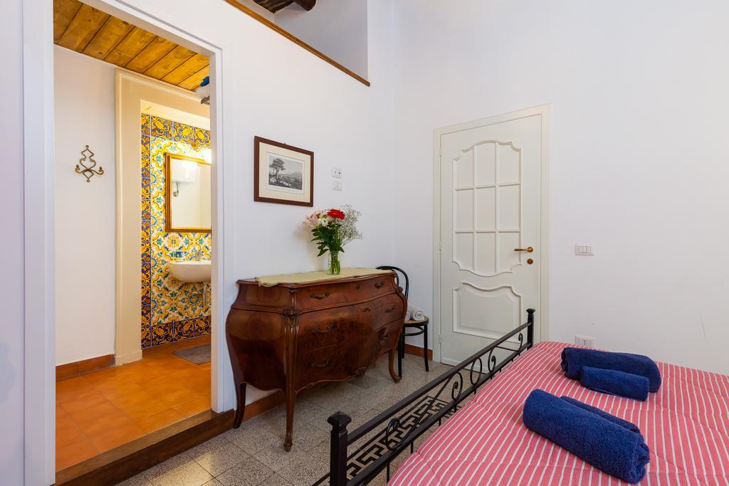Don Pedro Rooms Vicere Di Toledo In The City Center Neapel Exterior foto
