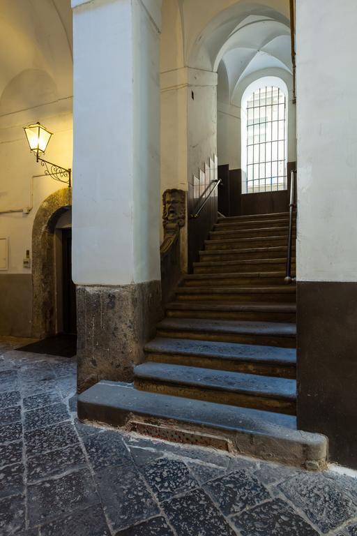 Don Pedro Rooms Vicere Di Toledo In The City Center Neapel Exterior foto
