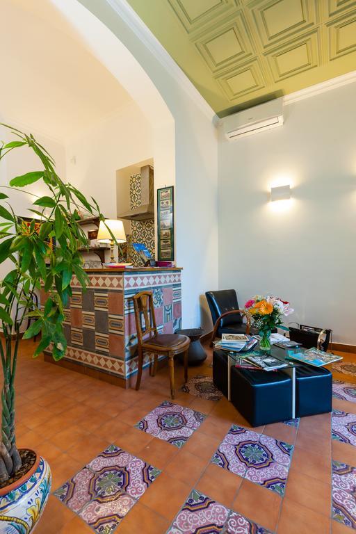 Don Pedro Rooms Vicere Di Toledo In The City Center Neapel Exterior foto